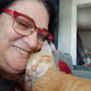 Meet your Posher, Laurie